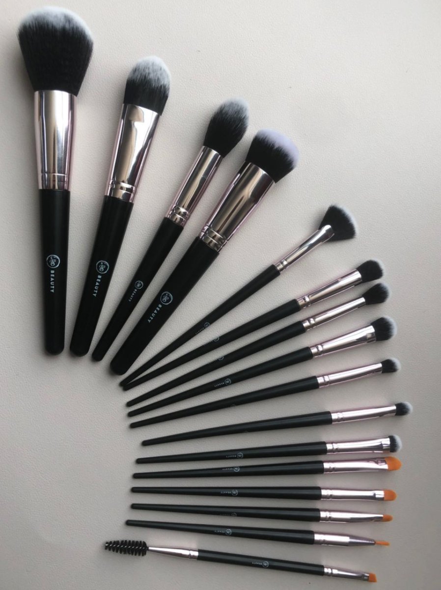 Pinceaux maquillage 